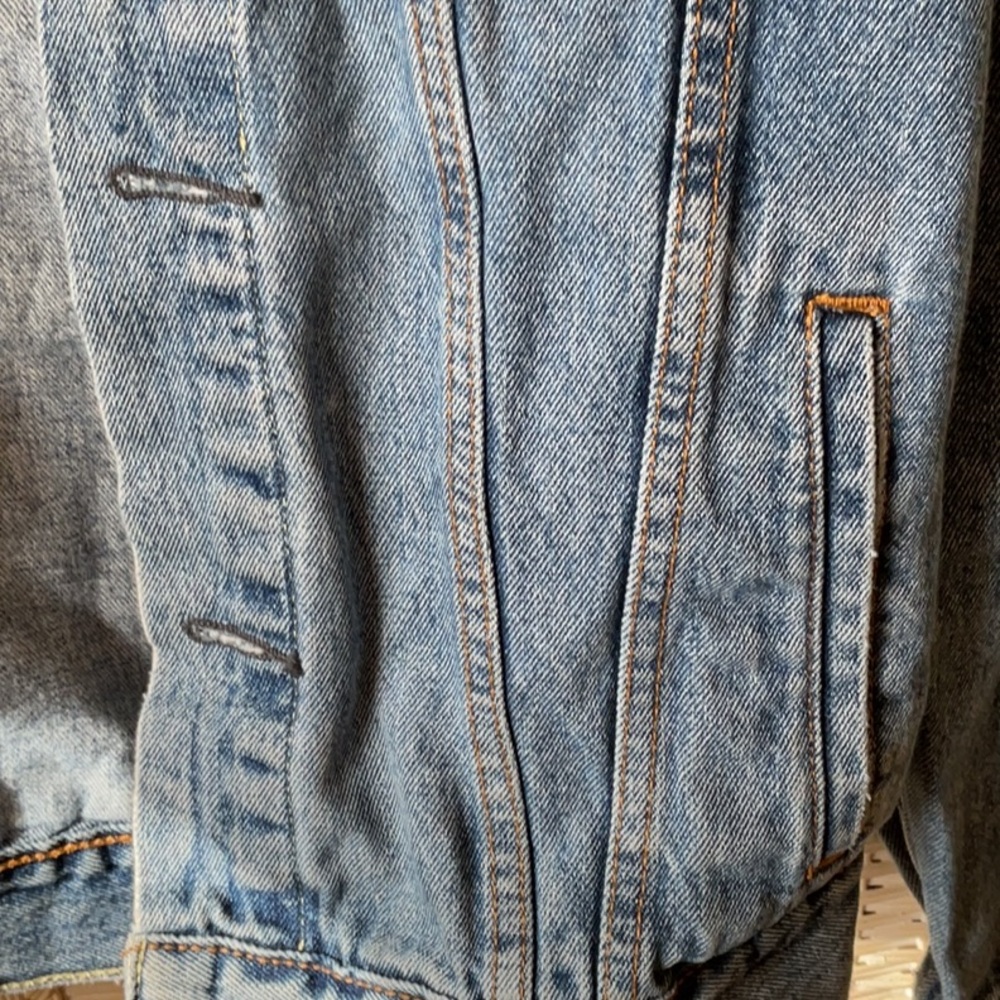 Levi's® Premium
TRUCKER JACKET - Picture 10 of 14